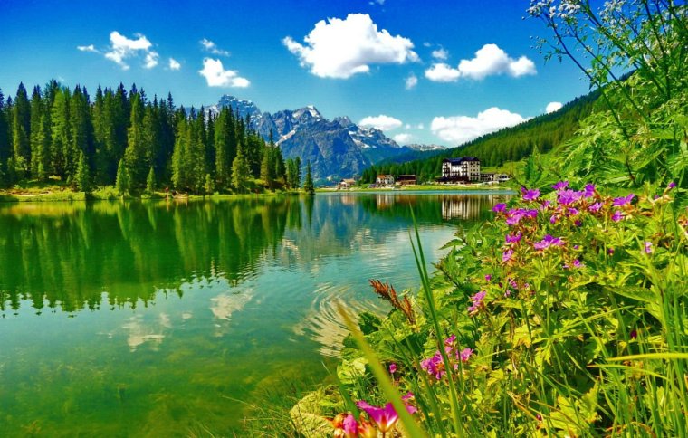 Горное озеро