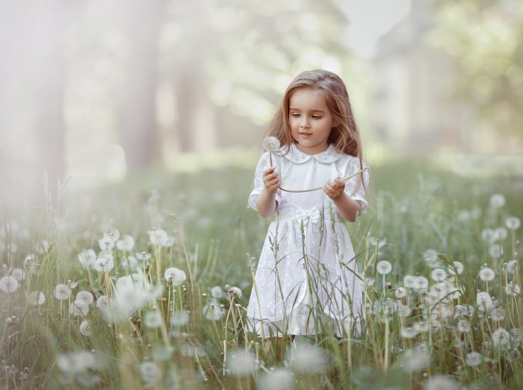 Фотопортрет ребенка на природе