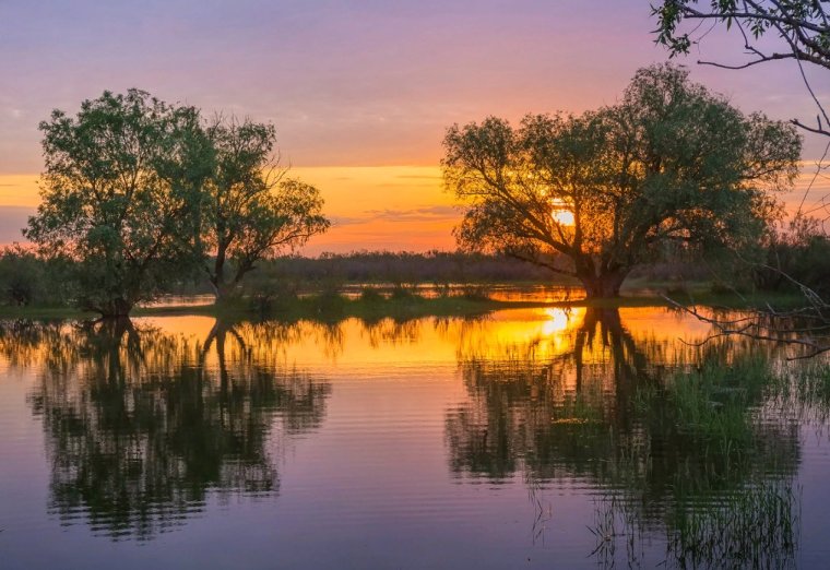 Река Волга рассвет Астрахань
