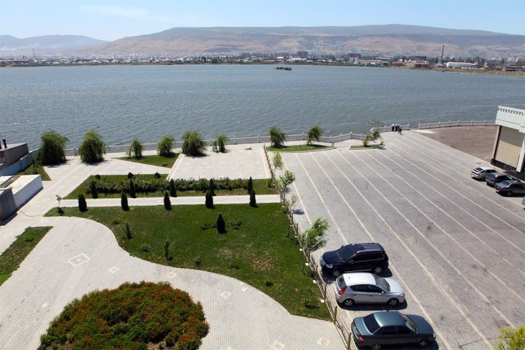 Озеро АК гель Махачкала