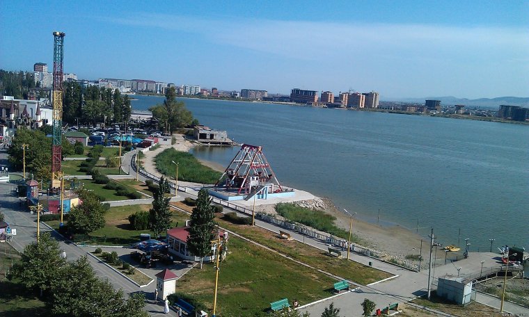 Высыхаюшее озеро Акгель