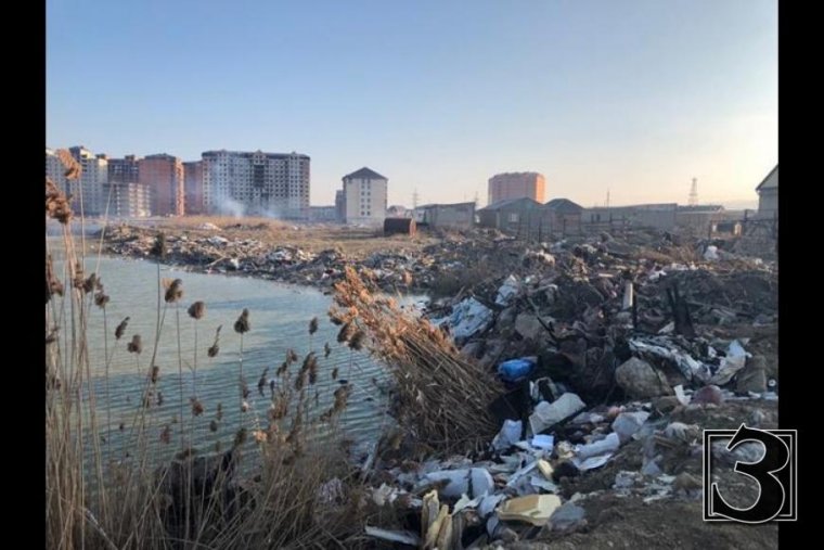 Махачкала парк АК гель ночью