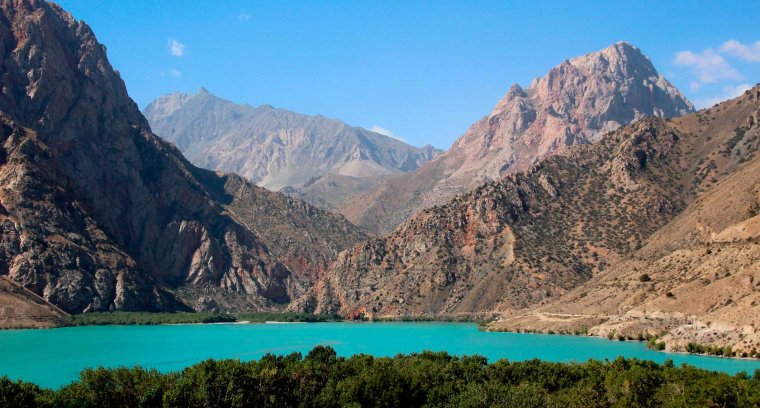 Озеро Искандеркуль Таджикистан кемпинг