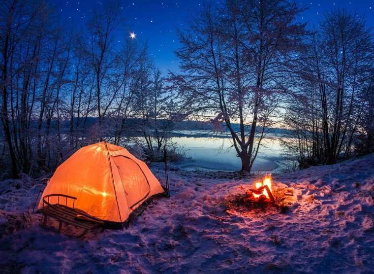 Горное озеро вечер