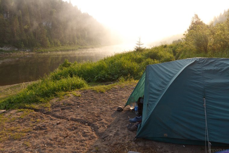 Палатка в красивом месте