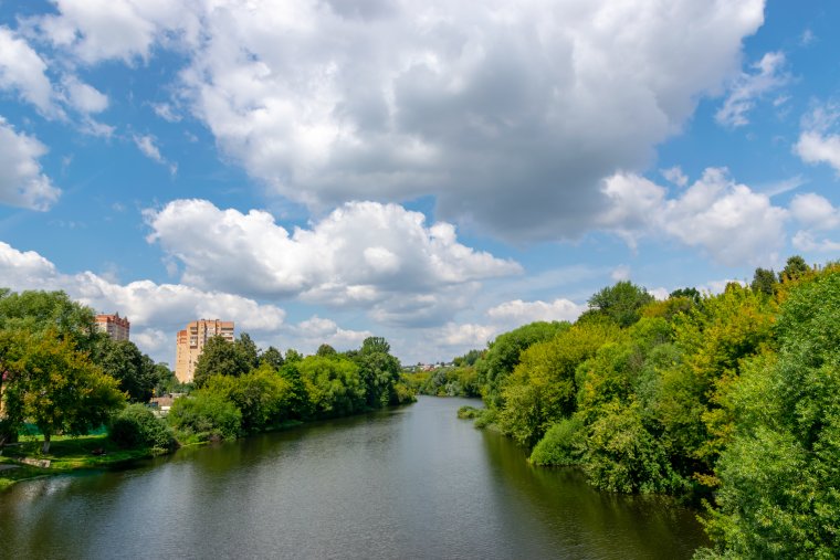 Река Пахра в Московской области