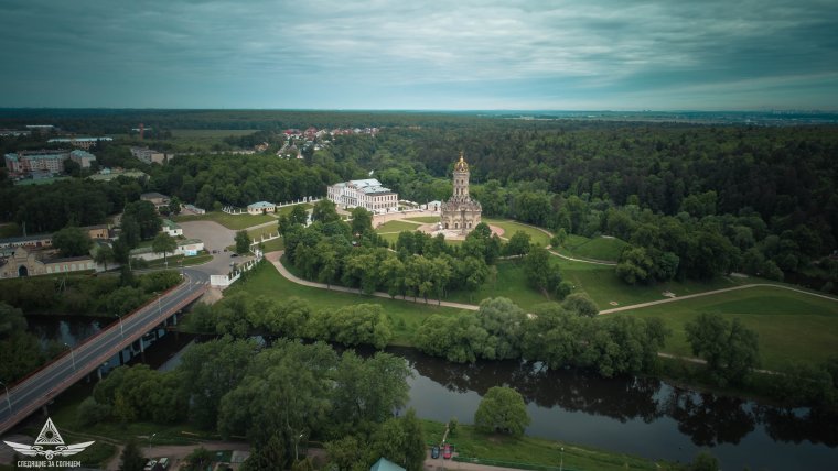 Подольск Церковь на реке Пахра