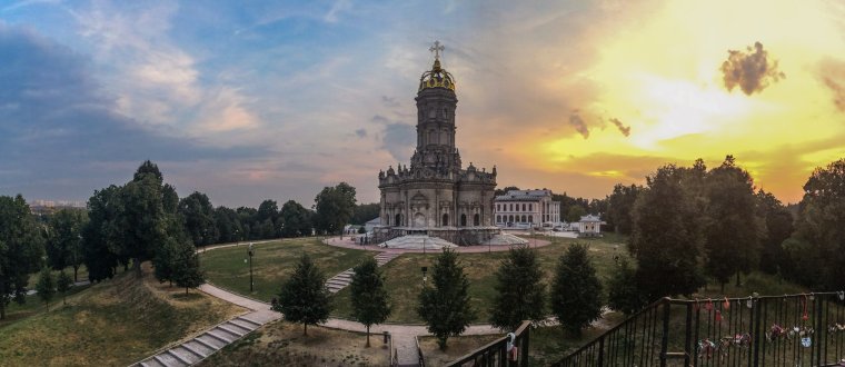 Зимняя река Пахра