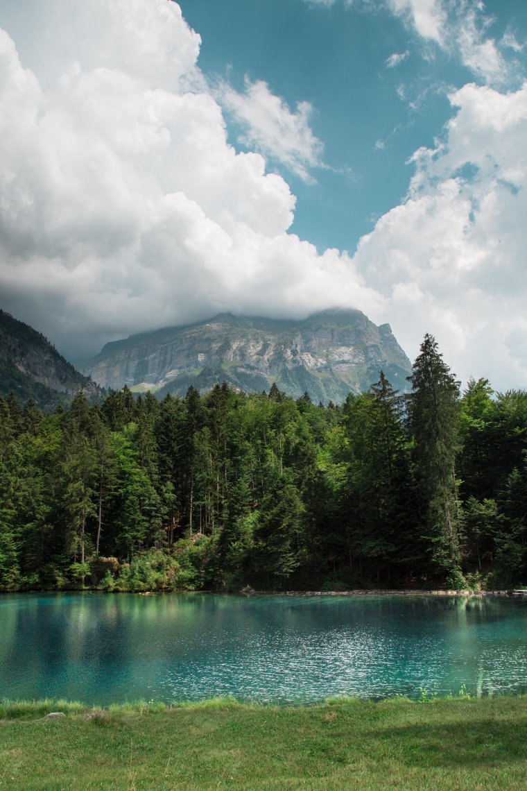 Озеро Блау Швейцария