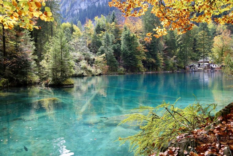 Озеро Блау Швейцария