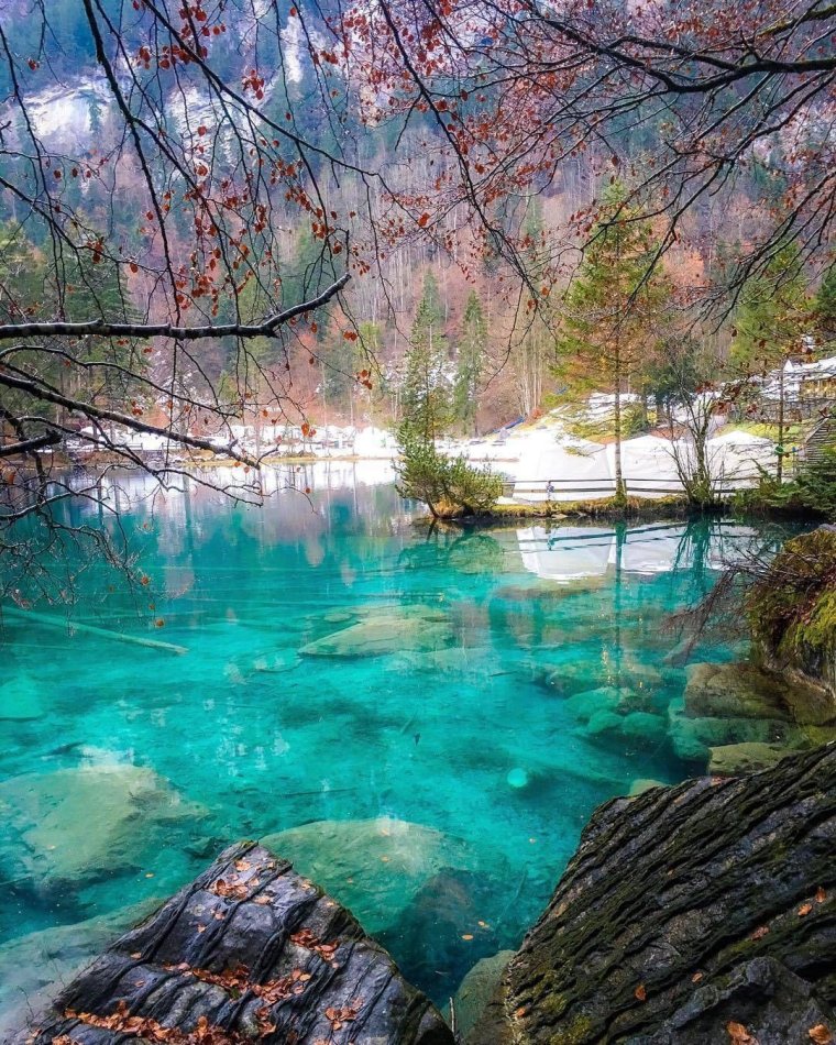 Озеро Блаузее Швейцария