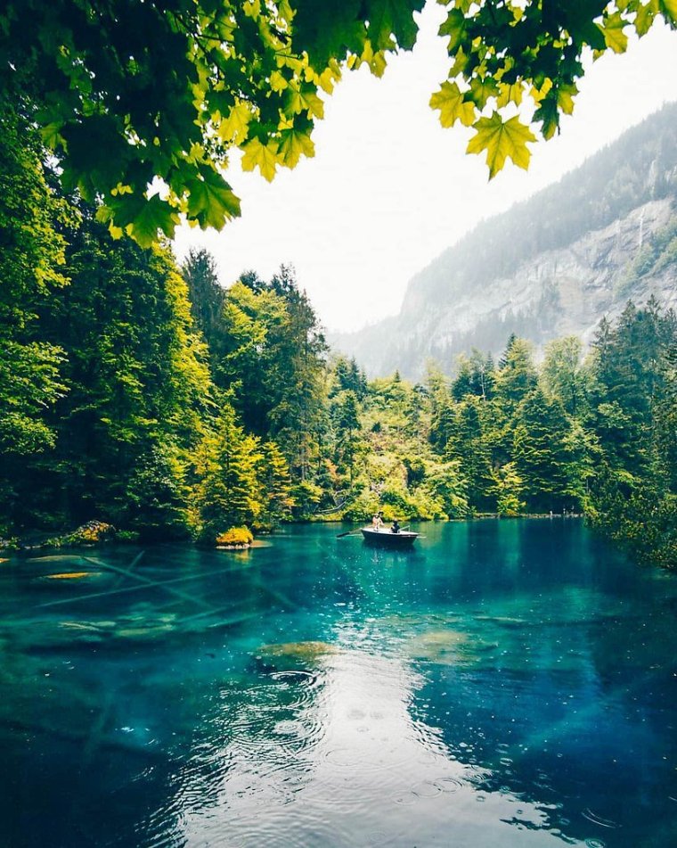 Берн голубое озеро