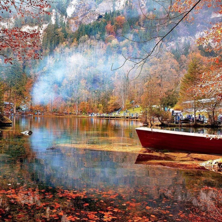 Озеро Блау Швейцария летом