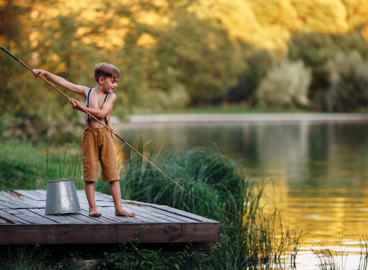 Фотосессия мальчика на природе