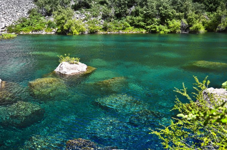 Нефритовое озеро Урунгач