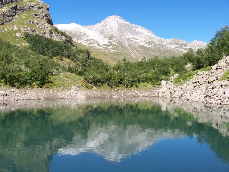 Нефритовое озеро Самарканд