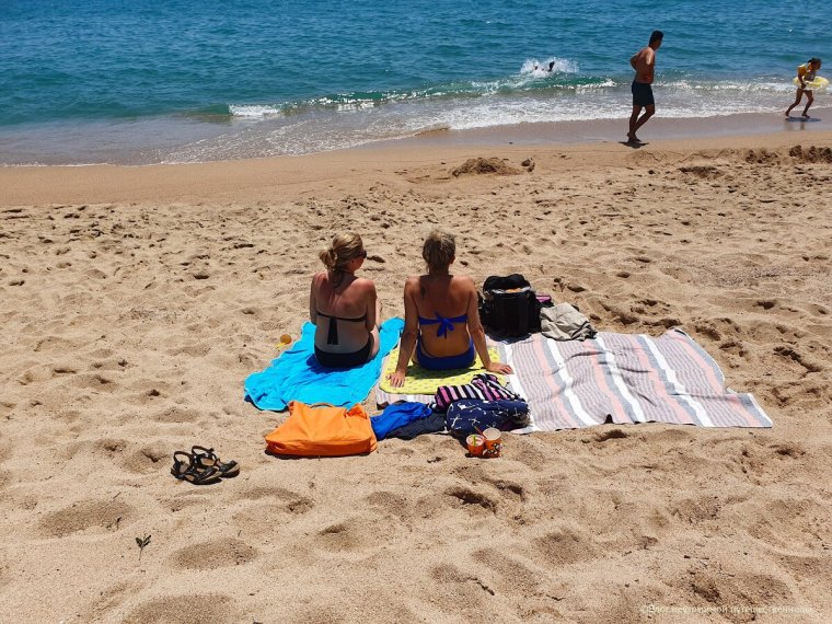 Испания пляж девушки