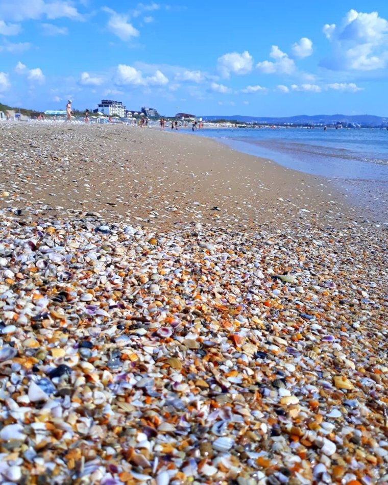 Геленджик ракушечный пляж