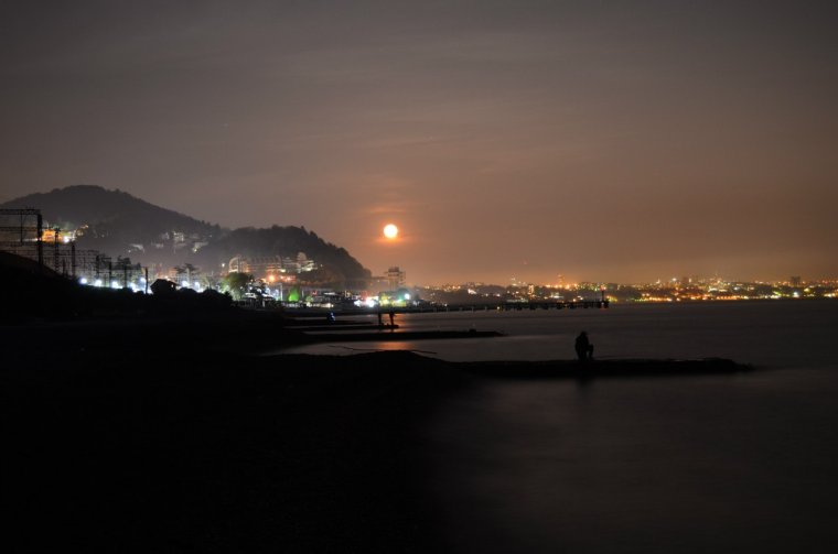 Дагомыс ночью