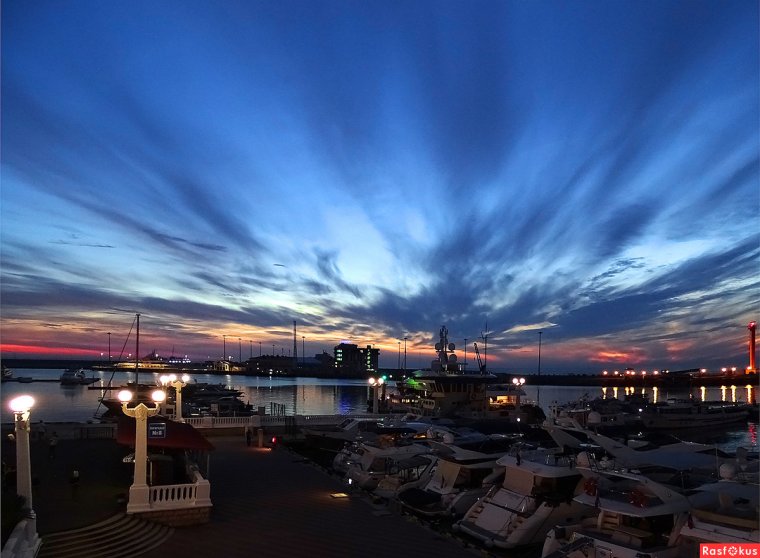 Сочи вечером