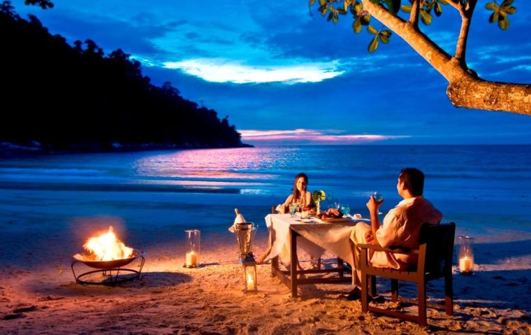 Романтический вечер у моря