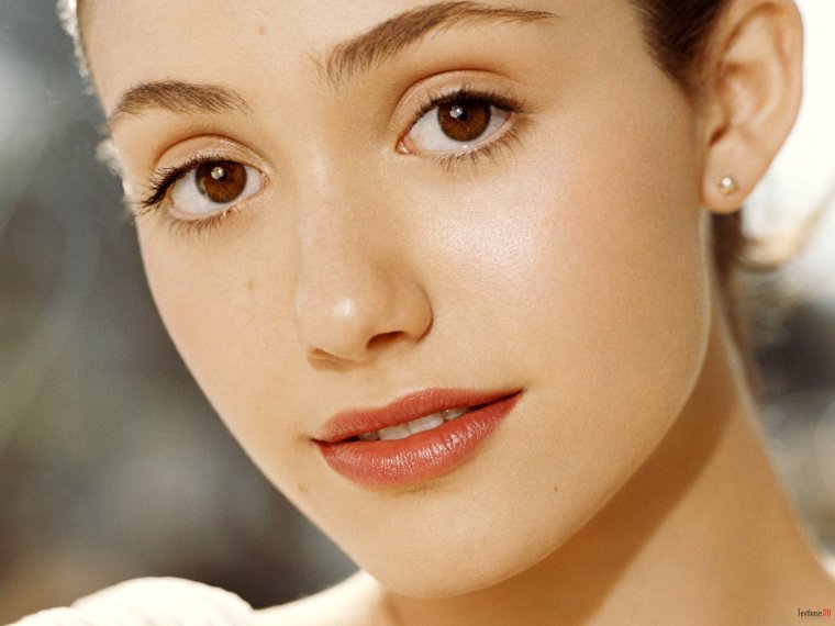 Эмми Россум 2020