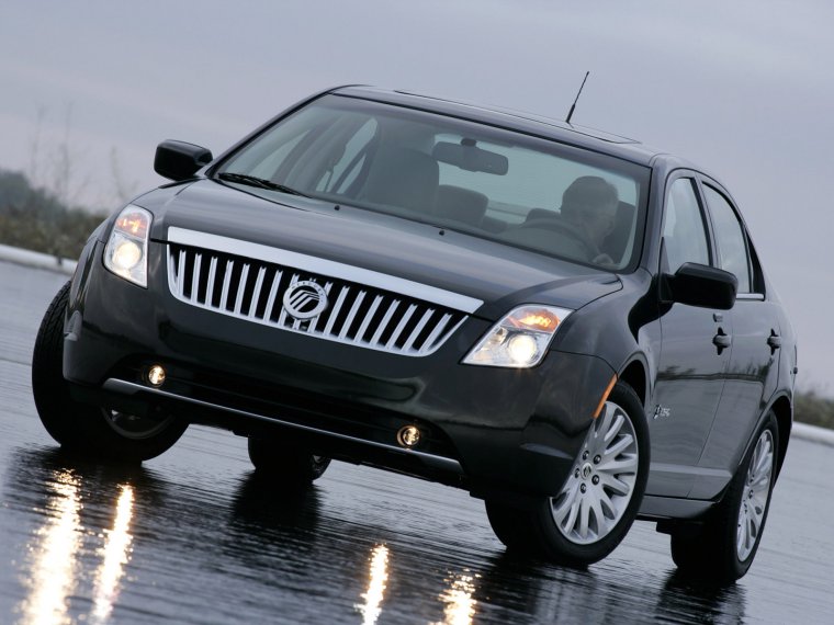 Cadillac Escalade значок