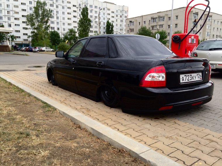 Приора седан Блэк эдишн