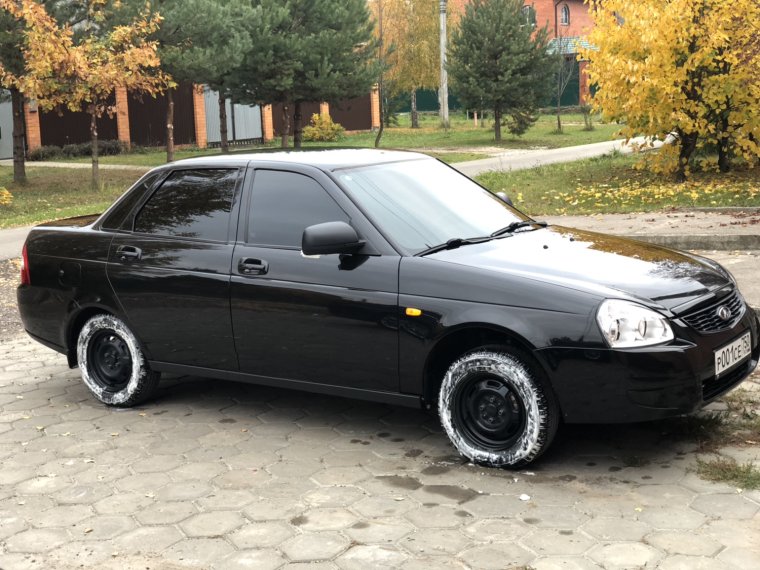 Лада Приора седан