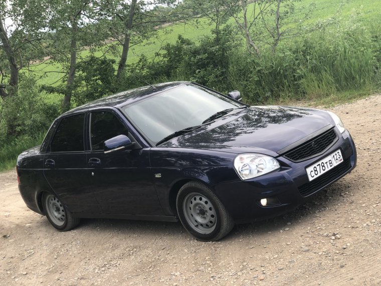 Lada Priora 2 Black Edition