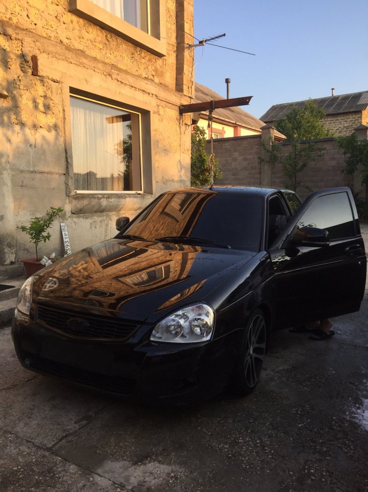 Приора седан Блэк эдишн