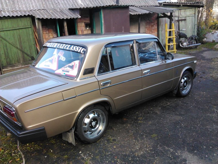 ВАЗ 2103 металлик