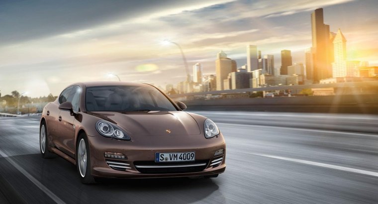 Porsche Panamera 4 Platinum Edition