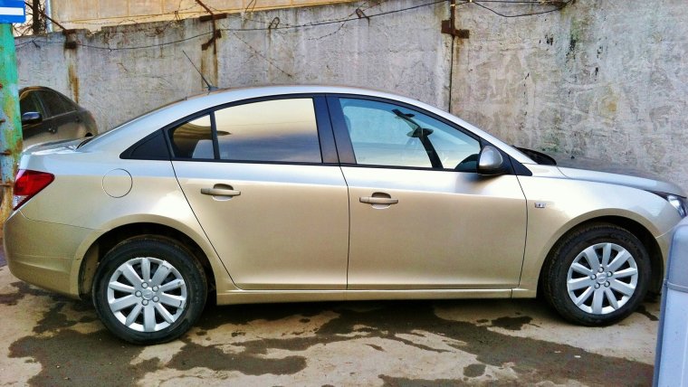 Зеркальная тонировка Шевроле Круз