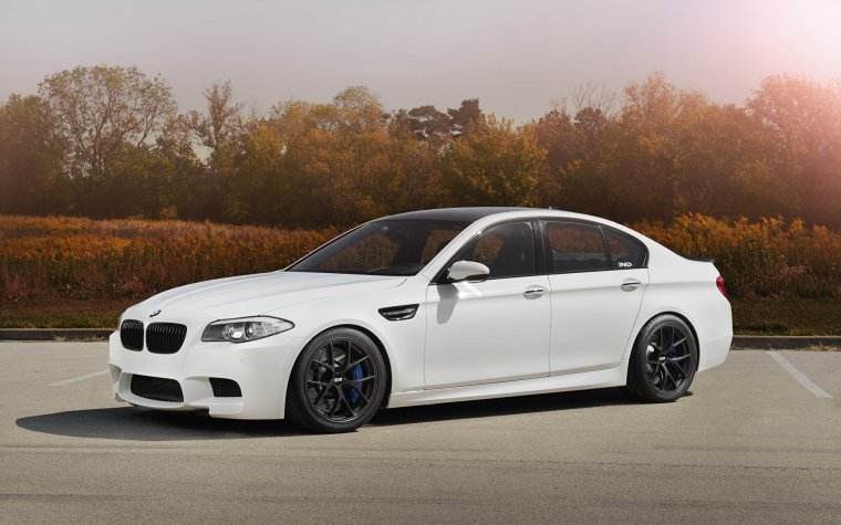 BMW 5 f10 белая