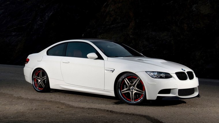 БМВ m3 белая