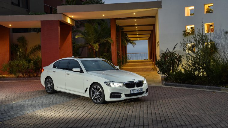 BMW m5 House