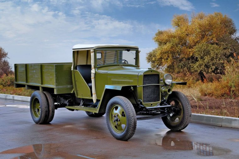 Полуторка машина ГАЗ АА