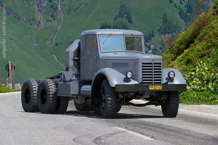 Грузовик ЯАЗ 210