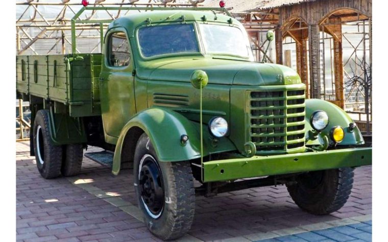 Грузовик ЗИЛ 150