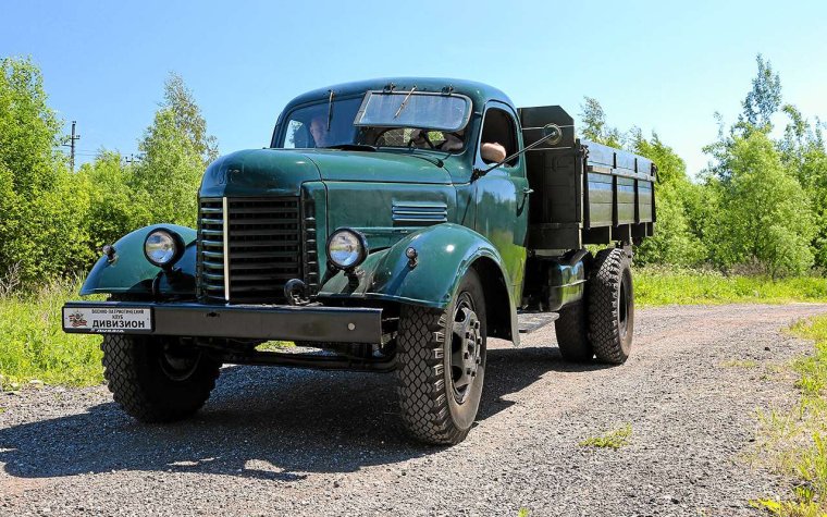 ЗИС 150 седельный тягач