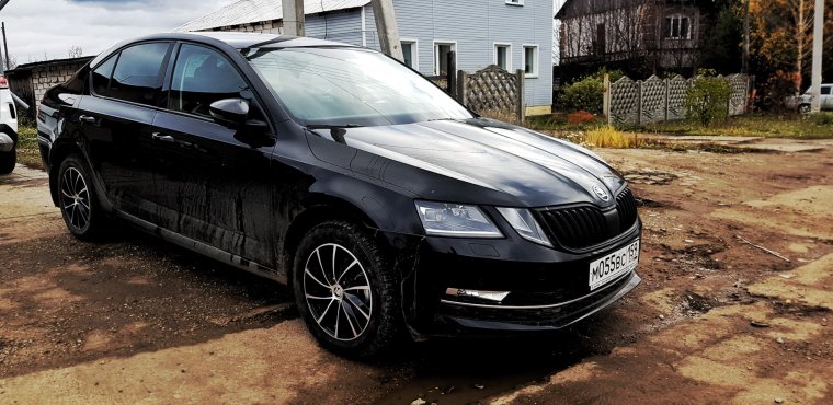 Skoda Octavia RS a7 черная
