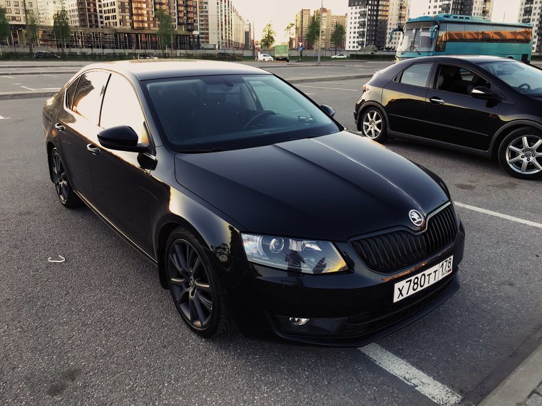 Skoda Octavia a8 черная
