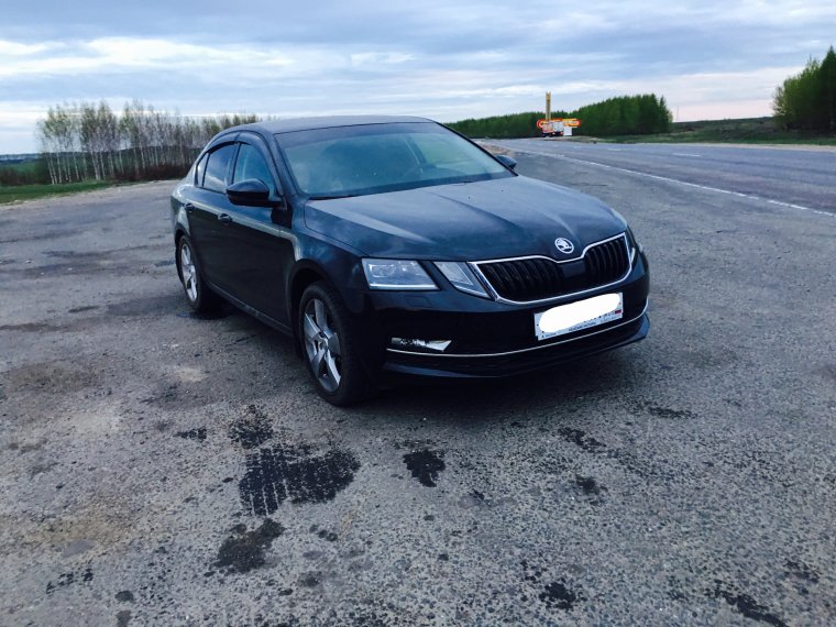 Черные шильдики Шкода Октавия а7