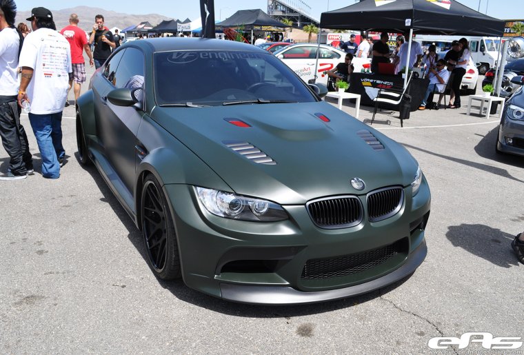 BMW хаки матовый