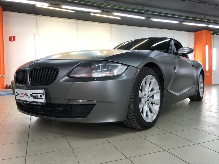 BMW z4 черная матовая