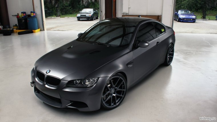 BMW m3 e92 черная