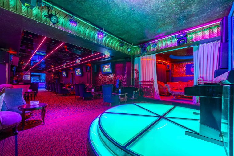 Кабинки в кафе