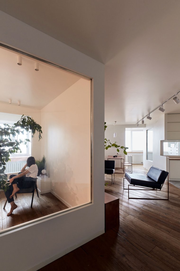 Стена из стеклоблоков в интерьере