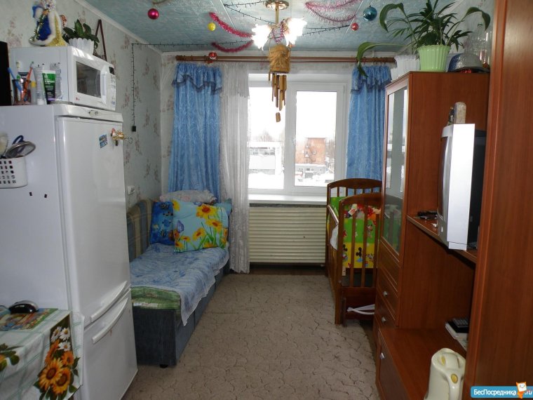 Комната 12 кв м в общежитии